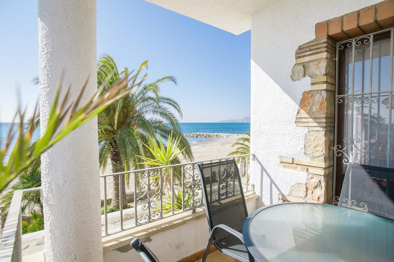 Ferienwohnung Mistral Seafront Up. Vistas Al Mar Mont-roig del Camp Exterior foto