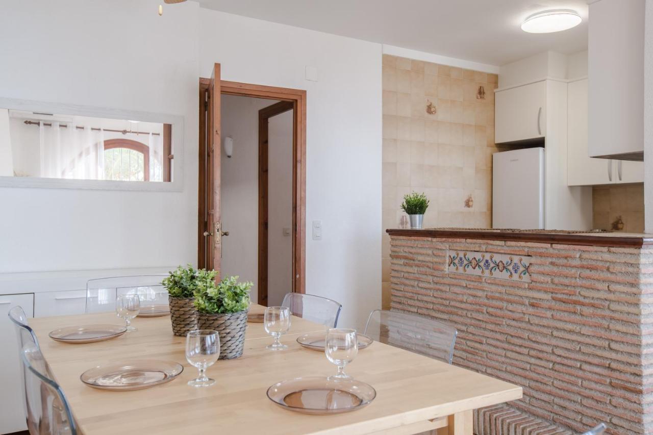 Ferienwohnung Mistral Seafront Up. Vistas Al Mar Mont-roig del Camp Exterior foto