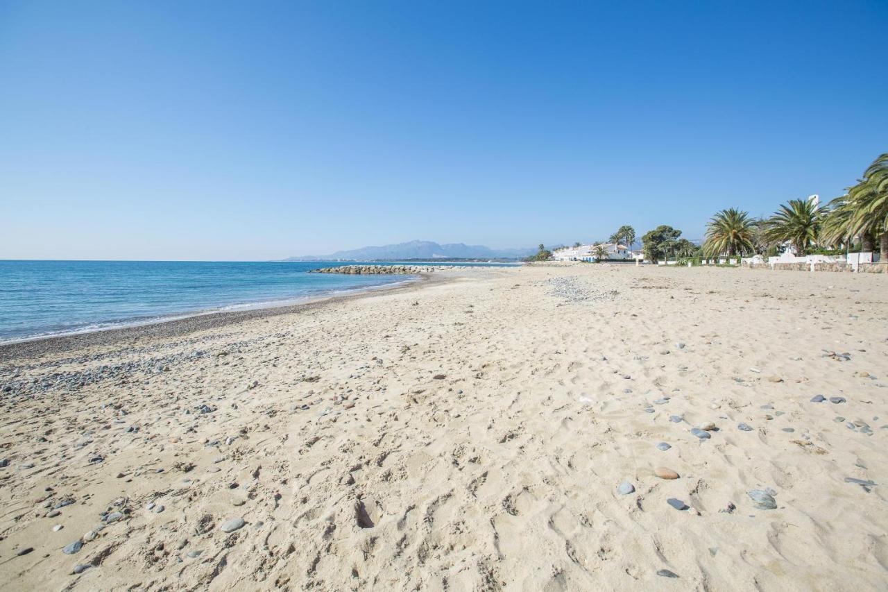 Ferienwohnung Mistral Seafront Up. Vistas Al Mar Mont-roig del Camp Exterior foto